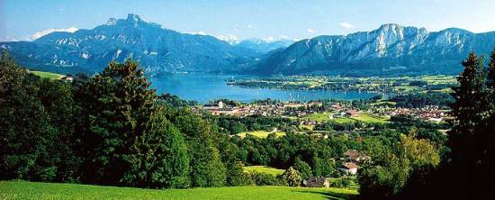 02-Mondseelandschaft